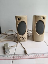 電腦音箱喇叭音箱揚聲器音樂播放器音響擴音器全新二手好壞不包舊電視電腦舊式香港三腳插頭雙線音頻耳機音頻孔3.5mm filand