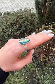 独一无二的乌克兰蓝琥珀宝石戒指 银质工匠设计