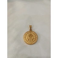 NARWASTU - 2.5 Cm Gold Benedict Pendant - VLT162