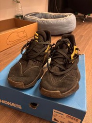 Adidas Harden Vol. 4 黑金籃球鞋