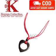 kalung tali merah pria wanita / kalung bandul love limbad kalung cowok keren