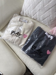 日本買 CDG 外套 特別版 粉紅色心 PLAY COMME des GARÇONS PINK EMBLEM LAMBSWOOL CARDIGAN