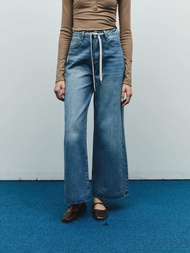 New Collection WEEKEND WARDROBE - Kimi Jeans ยีนส์ทรงตรงดีเทลเชือกผูก