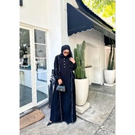 Almas's abaya
