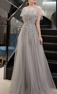 Evening Gown wedding dress 晚裝裙重工尖沙咀百利商業中心1樓93號鋪 歡迎查詢 Whats:6364 9728jessica免費租借頭紗首飾披肩😘  租婚紗$300起一套，第