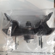 H1 REAR ENGINE MOUNTING