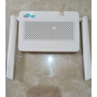Huawei EG8041V5 router