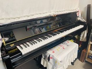 yamaha U1