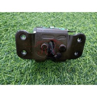 MAZDA RX8 (SE3P) 2004 DOOR LOWER LOCK (REAR RIGHT ONLY) JAPAN USED [2E-3C-D584]