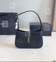 ⭐全新帶禮盒 SAINT LAURENT 聖羅蘭 YSL Le 5 A 7 做舊金標Logo 牛皮革 腋下包流浪包手提單肩包 小號 女款 黑色