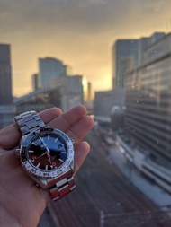 Omega Seamaster planet ocean GMT