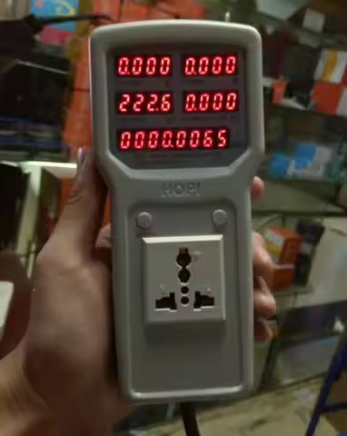 Power Meter 2400W 100V-240V 10A Electric Power Energy Monitor Tester Socket Watt Meter Analyzer with