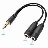 Headphone splitter cable from one 3.5 plug to two AUX ports, headphone combination
