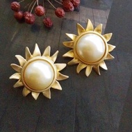 【西洋古董飾品 】金太陽 大耳環 夾式耳環