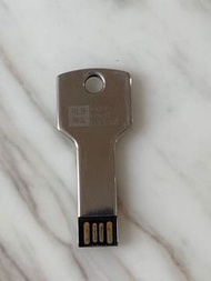 USB 8GB/16GB