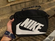 Nike 迷你鞋袋