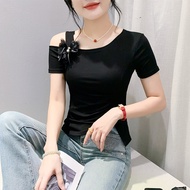 เซ็กซี่ SLIM FIT Cotton เสื้อยืดผู้หญิงฤดูร้อนสไตล์คอเฉียง Ruched ไม่สมมาตร Body Conscious TEE TOP