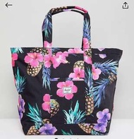 Herschel 印花鳳梨黑色大容量托特包旅行袋