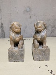石獅子一對