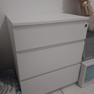 Lemari laci putih Linus CH3 preloved bekas merk pira