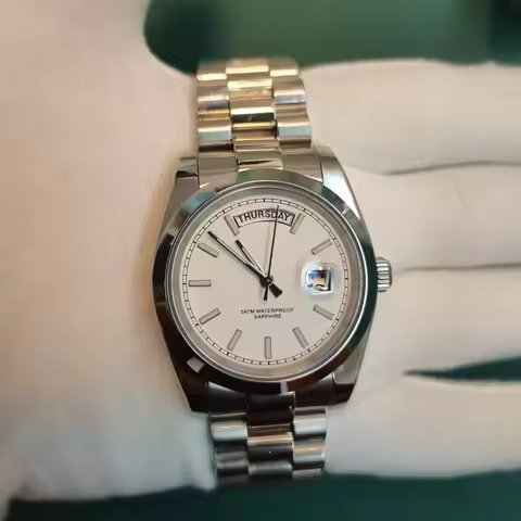 Small Size Men's Watch Sapphire Glass Stainless Steel Swimming 50M Waterproof Business Beat Quartz M