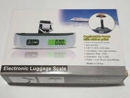 全新 電子 重量計 行李秤 帶背光 附 1 x CR2032 最重 50Kg