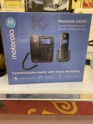 地鋪現貨☎️MOTOROLA 摩托羅拉有線和 無線電話套裝C4201 雙電話 對講免提 Corded Telephone with Digital Cordless Handset