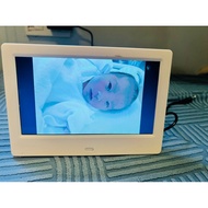 Affordable digital photo frame with 16 gb mem card 18x12cm