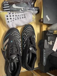 Adidas Predator 足球鞋