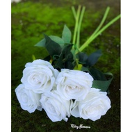 White rose silk flowers are 99% real
