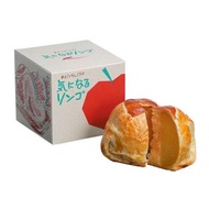 🇯🇵【Direct from Japan】A whole apple made from Aomori prefecture pickled in syrup is wrapped in a pie 