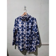 Used Tye Dye Blue parka hoodie jacket size M bundle mods