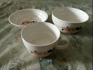 Miniso life 餐具      杯     碗     兜     每隻$6