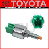 BRAKE SWITCH TOYOTA LEXUS IS250 , RX350 , RX270 ( 4 PIN ) ( 84340-30110 )