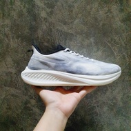 2hand (Size 41) E.R.K.E 2.0 running and gym shoes