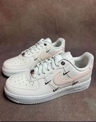Nike Air Force 1 Low 07 LX