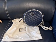 Gucci 藍色圓餅包