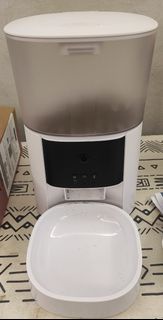 自動餵食器 貓狗用白色