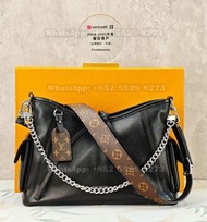 ‼️24-25年度優質商戶‼️現貨 LV CarryAll Cargo Vibe PM（M24861）💎Carousell官方紫鑽認證🎖️正品優質賣家🎖️合約商戶，交易平台保障。#聖誕禮物 #新年禮物