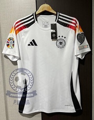 New!! เสื้อฟุตบอล ทีมชาติเยอรมัน Home ชุดเหย้า ยูโร 2024  [ 3A ] เกรดแฟนบอล สีขาว เสื้อเปล่าพร้อมอาร์ม ยูโร 2 ข้าง กล้ารับประกันคุณภาพสินค้า