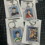 Seventeen 2025 Yearbook Picture Keychain