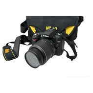 Nikon D90 with 18-55mm lens (USED) dslr camera very good condition