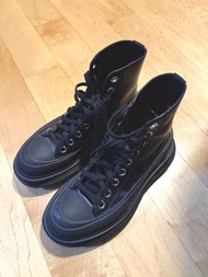 🥾Alexander McQueen Tread Slick Leather Boots