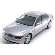 Model King Welly 1/18 BMW 745I