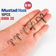 Mustad 10Pcs Fishing Hooks 2# 4# 6# 8# 10# Black High Carbon Steel Fishing Tackle Treble Hooks Brabed Sharp for Saltwater Freshwater