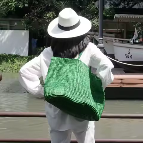 2026 New Natural Lafayette Grass Handmade Woven Handbag Large Green Beach Tote Bag Casual Beach Vaca