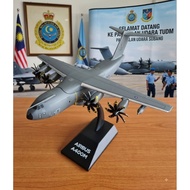 READY STOCK Malaysia Tentera Udara RMAF TUDM A400M Aircraft display model 1/200 Army Navy Polis MLE 