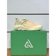 [NIKE] Giannis Immortality 4 EP Men's Basketball Shoes FQ3681-200 Light Khaki/Orange