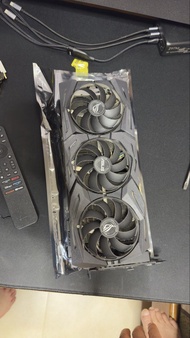 ASUS ROG RTX 2080 gaming 顯示卡