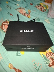 Chanel 紙袋連絲帶山茶花